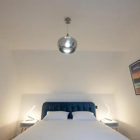 Moderne Avec Parking Salies-de-Bearn